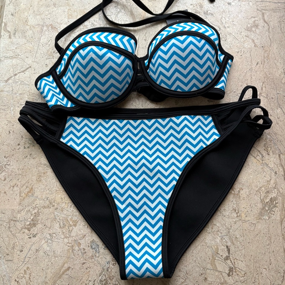 Bra Society Swimwear Set Geometric Chevron Blue Black Size S/M